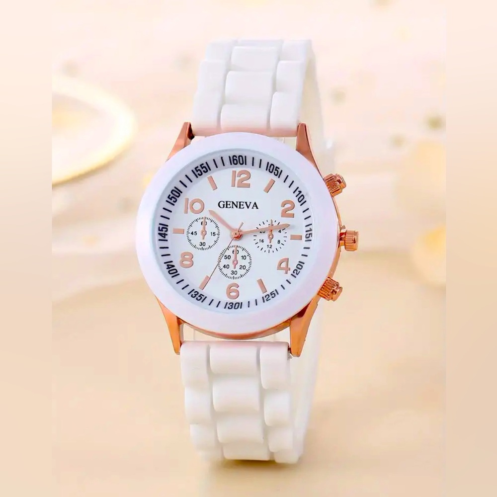 Geneva Watch and Heart Bracelet Set - Picture 4 of 5